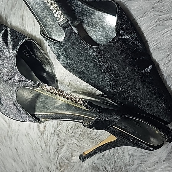 Formal Heels - Picture 6 of 11